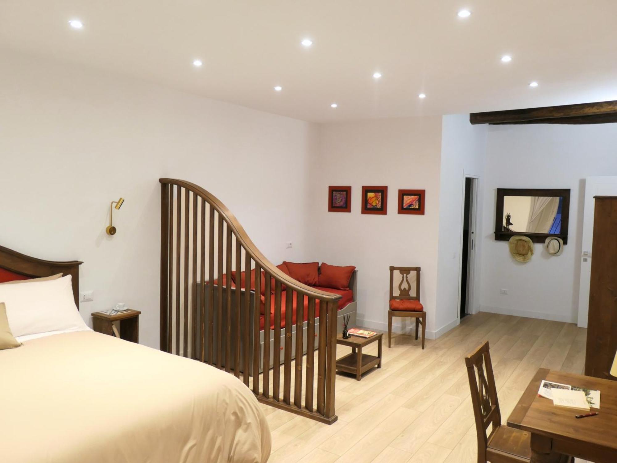 Guest house Cor Urbis - Le Naples